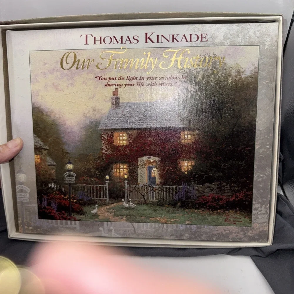 Vntg Our Family History by Thomas Kinkade Keepsake Book New in Box 1998